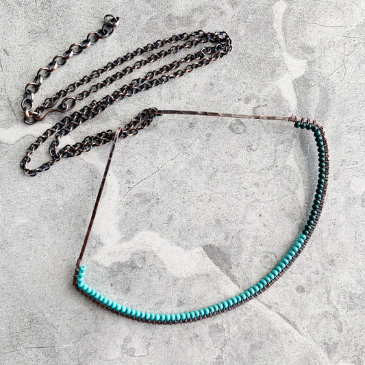 Pendulum Beaded Necklace