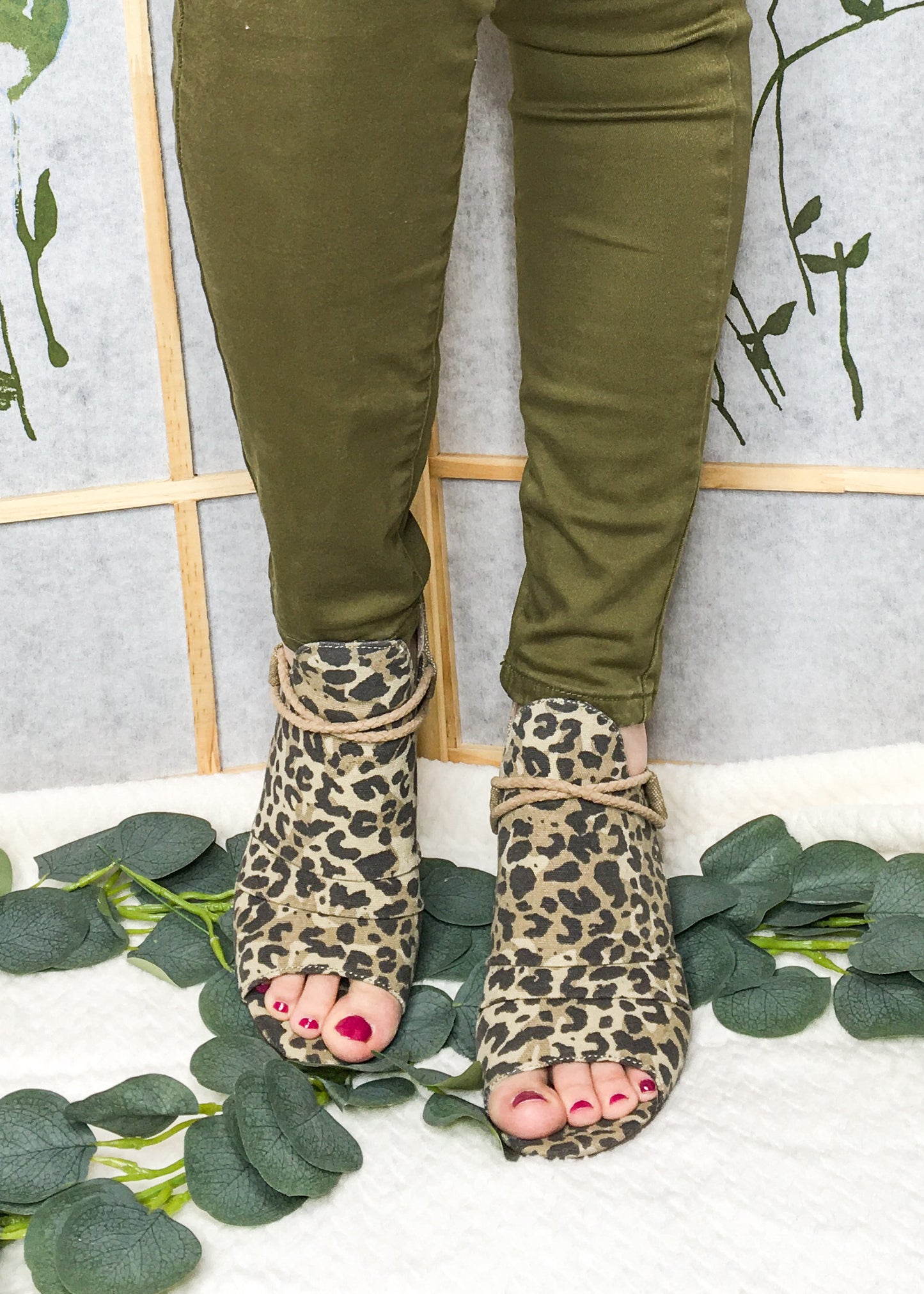 Sillian- Tan Leopard